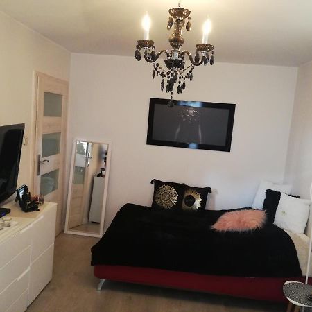 Apartmán Kawalerka - Jelenia Gora, Dziel. Zabobrze Exteriér fotografie