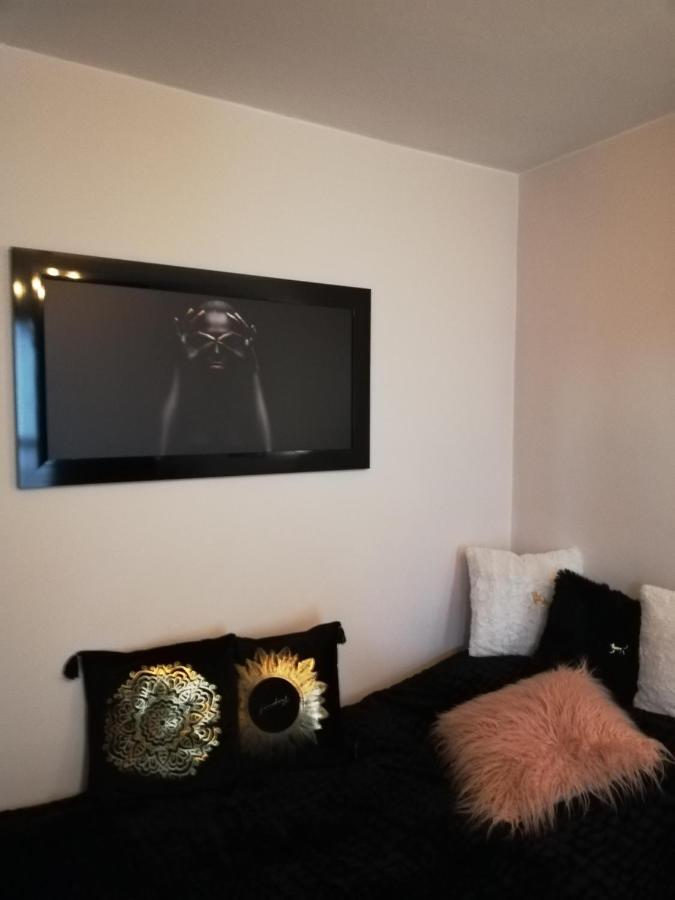 Apartmán Kawalerka - Jelenia Gora, Dziel. Zabobrze Exteriér fotografie